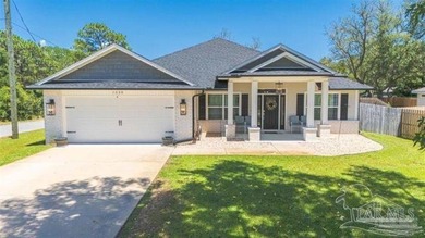 Beach Home Sale Pending in Gulf Breeze, Florida