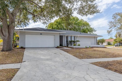 Beach Home Sale Pending in Clearwater, Florida