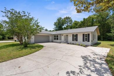 Beach Home For Sale in Homosassa, Florida