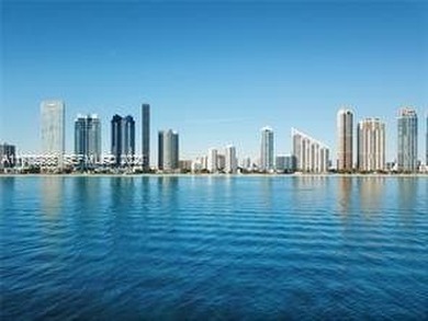 Beach Condo For Sale in Sunny Isles Beach, Florida