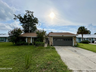 Beach Home Sale Pending in Lynn Haven, Florida