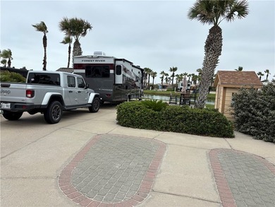 Beach Lot For Sale in Port Aransas, Texas