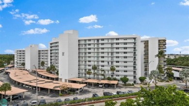 Beach Condo For Sale in Pompano Beach, Florida