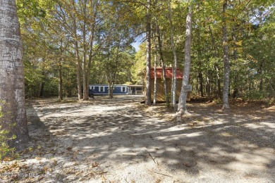 Beach Home For Sale in Holly Ridge, North Carolina