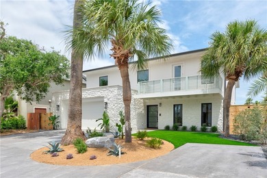 Beach Home For Sale in Port Aransas, Texas