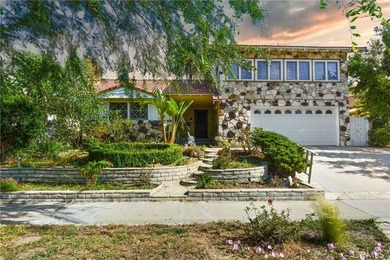 Beach Home Active Under Contract in Rancho Palos Verdes, California