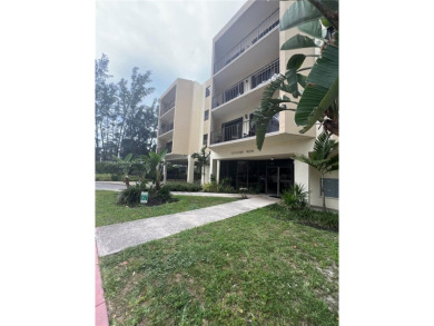 Beach Condo Sale Pending in Surfside, Florida