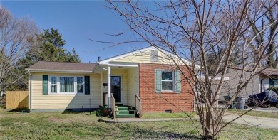 Beach Home For Sale in Hampton, Virginia
