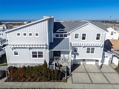 Beach Home For Sale in Point Lookout, New York