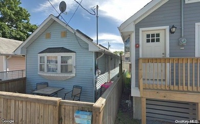 Beach Home Sale Pending in Staten Island, New York