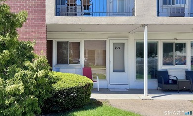 Beach Condo For Sale in West Haven, Connecticut