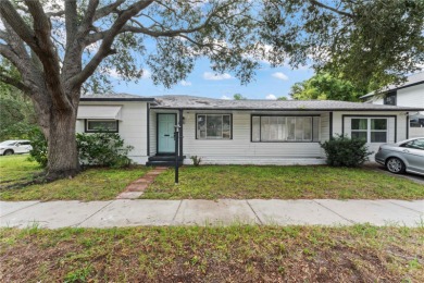 Beach Townhome/Townhouse Sale Pending in St. Petersburg, Florida