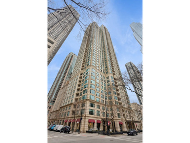 Beach Condo For Sale in Chicago, Illinois