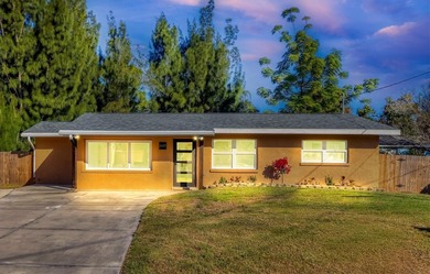 Beach Home For Sale in Sarasota, Florida