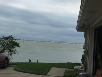 Beach Home For Sale in Taft, Texas