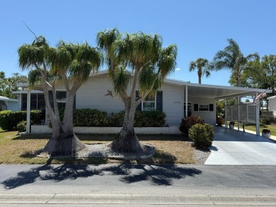 Beach Home For Sale in Sarasota, Florida