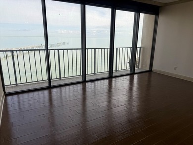 Beach Condo For Sale in Corpus Christi, Texas