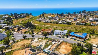 Beach Lot For Sale in Pacific Palisades, California