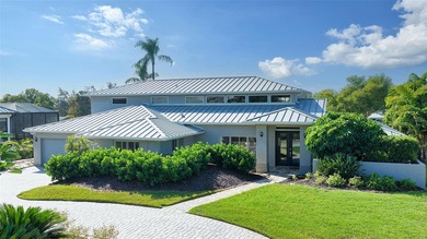 Beach Home For Sale in Sarasota, Florida