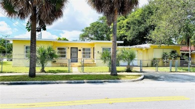 Beach Townhome/Townhouse For Sale in North Miami Beach, Florida