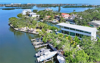 Beach Home For Sale in Sarasota, Florida