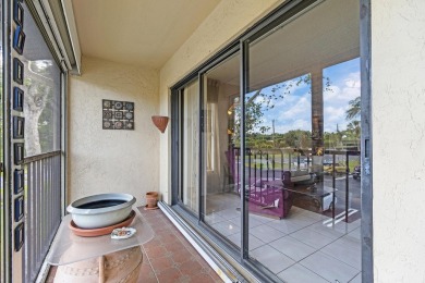 Beach Condo For Sale in Greenacres, Florida