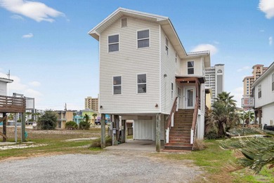 Beach Home For Sale in Gulf Shores, Alabama