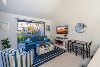 Beach Condo For Sale in Huntington Beach, California