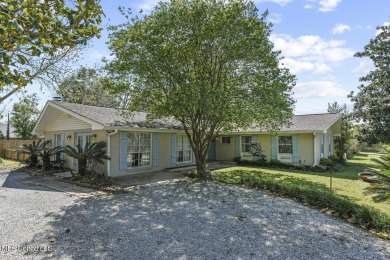 Beach Home For Sale in Bay Saint Louis, Mississippi