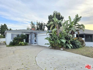 Beach Home For Sale in Santa Monica, California