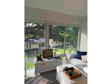 Beach Condo For Sale in Lauderdale Lakes, Florida