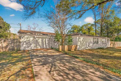 Beach Home For Sale in Pensacola, Florida