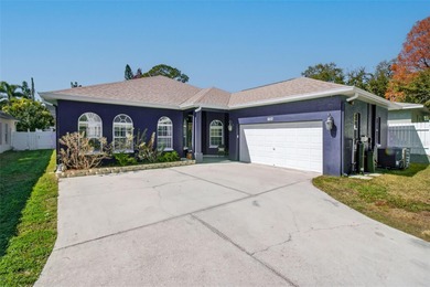 Beach Home Sale Pending in Largo, Florida