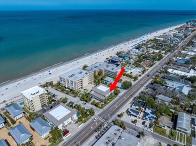 Beach Condo For Sale in Indian Rocks Beach, Florida