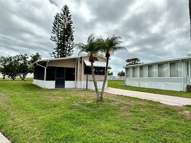 Beach Home For Sale in Nokomis, Florida