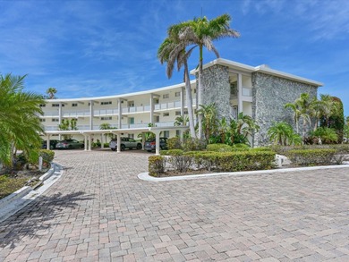 Beach Condo For Sale in Longboat Key, Florida