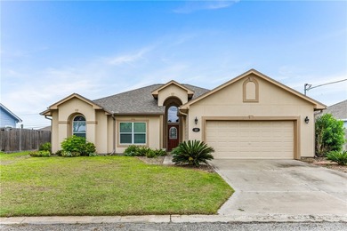 Beach Home For Sale in Rockport, Texas