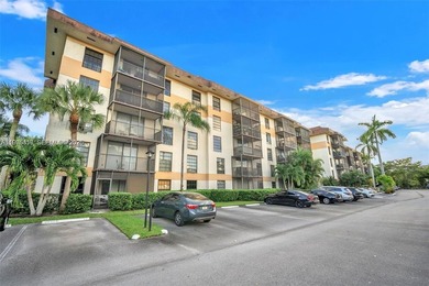 Beach Condo For Sale in Lauderhill, Florida