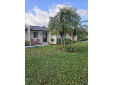 Beach Home For Sale in West Palm Beach, Florida