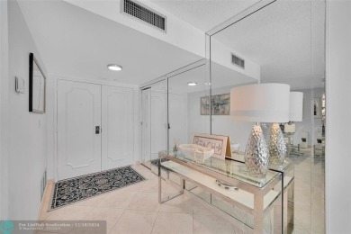 Beach Condo For Sale in Fort Lauderdale, Florida