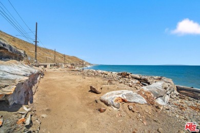 Beach Lot For Sale in Malibu, California