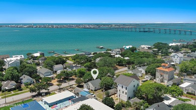 Beach Home For Sale in Morehead City, North Carolina