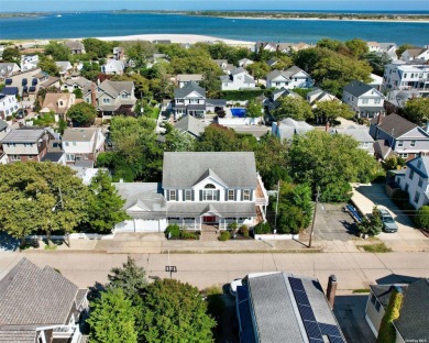 Beach Home For Sale in Point Lookout, New York