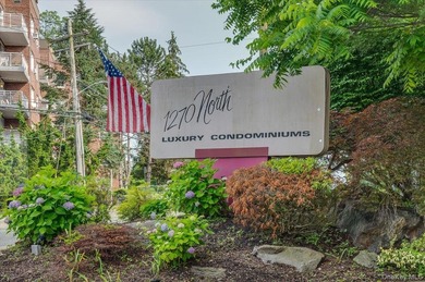 Beach Condo For Sale in New Rochelle, New York