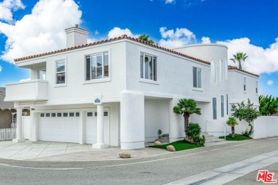 Beach Home For Sale in Oxnard, California