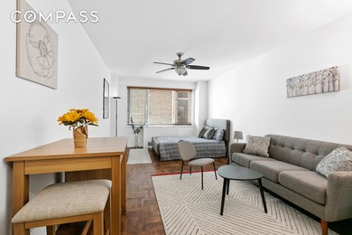 Beach Apartment For Sale in New York, New York