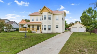 Beach Home Sale Pending in Lynn Haven, Florida