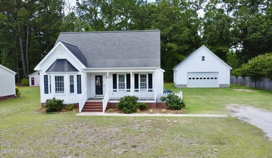 Beach Home For Sale in Washington, North Carolina