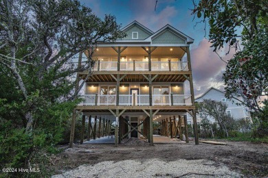 Beach Home For Sale in North Topsail Beach, North Carolina