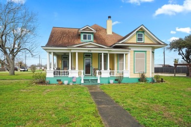 Beach Home For Sale in Matagorda, Texas